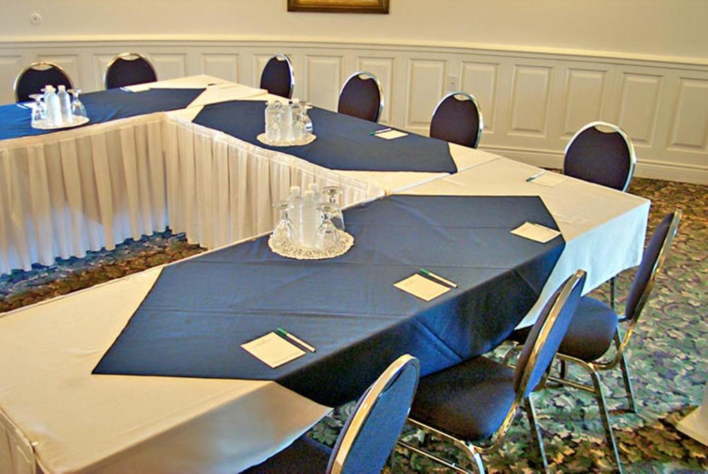 Ambassador Hotel Sudbury Luaran gambar