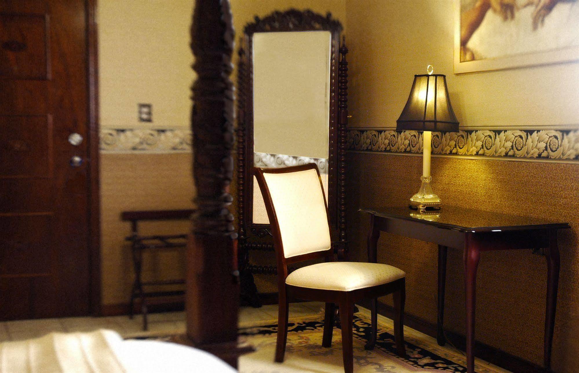 Ambassador Hotel Sudbury Luaran gambar